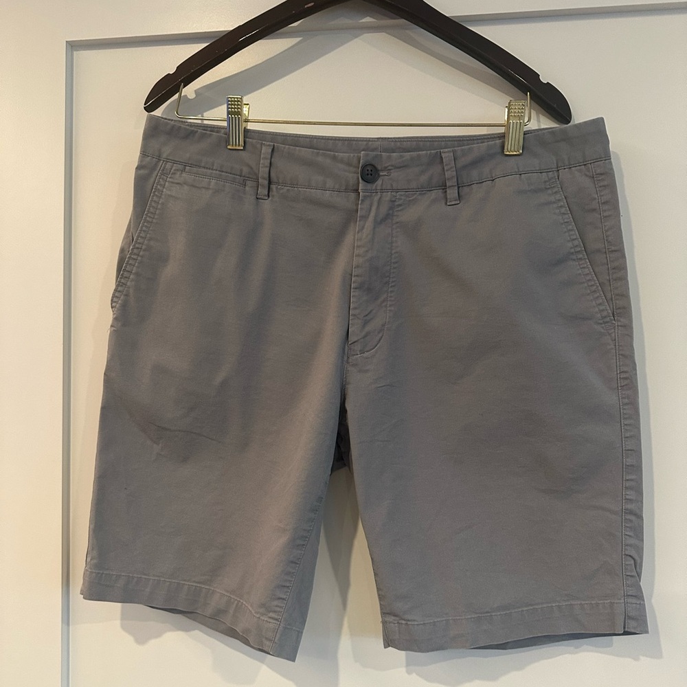 Men’s Bonobos cargo grey shorts